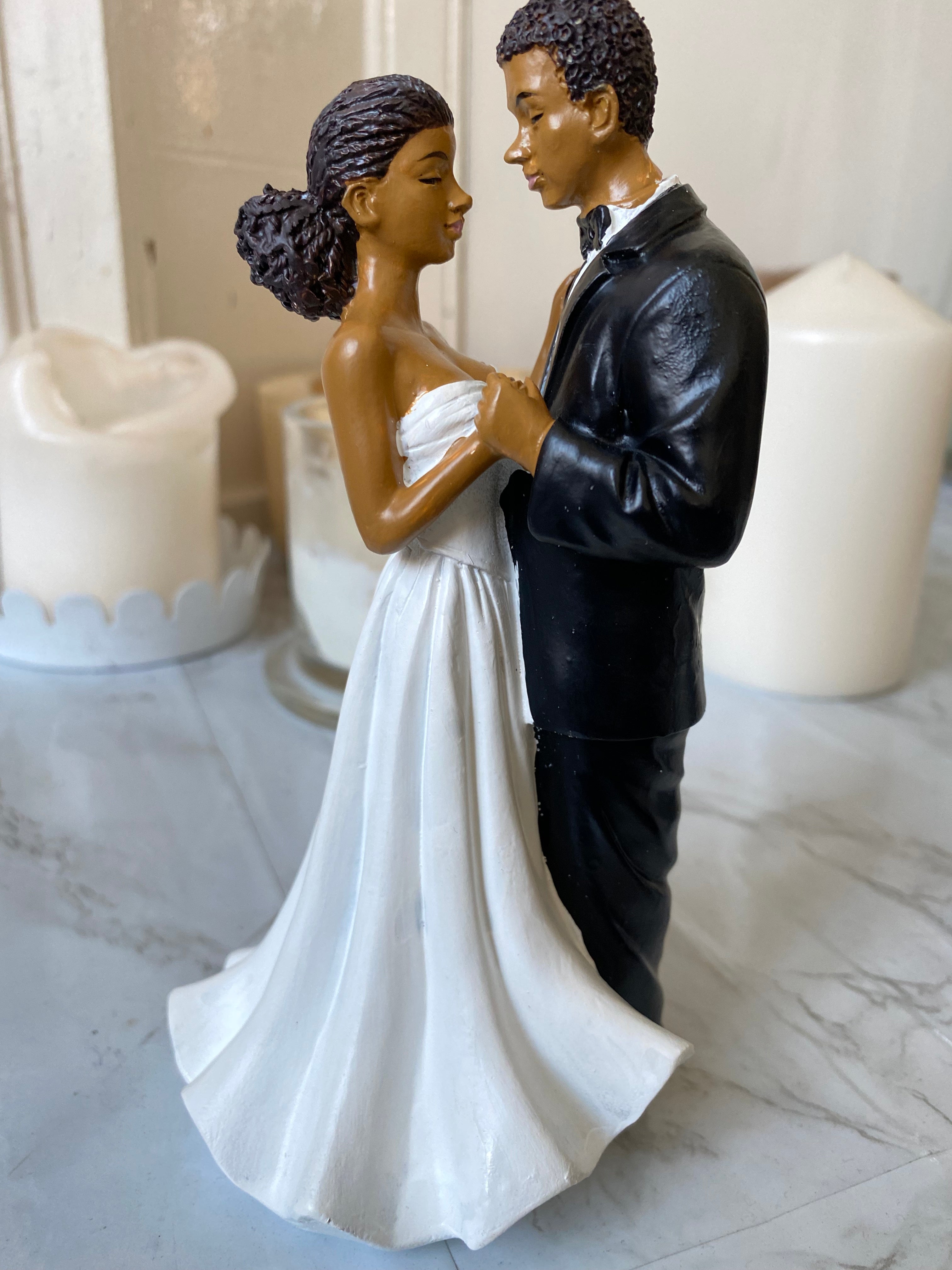 20 Creative Wedding Cake Toppers - Chic Vintage Brides : Chic Vintage Brides